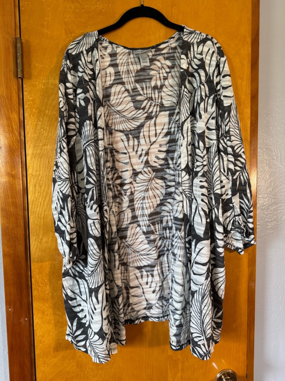 Catherines Gray and White Leaf-Pattern Knit Top